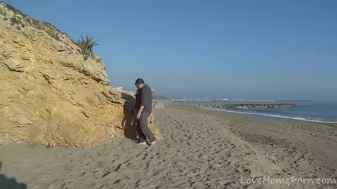 Amateur Teen Getting Pounded On The Beach