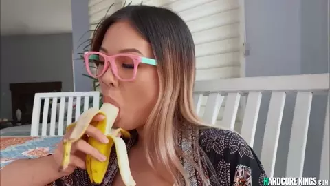 Petite Asian sucks banana and big dick