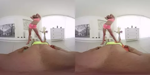 Vinna Reed - Fun On a Yoga Mat