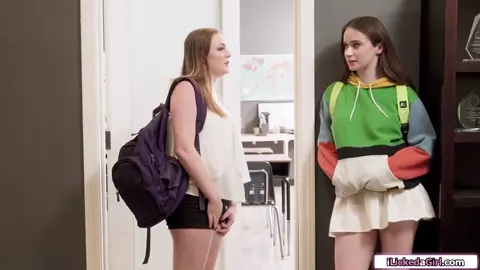 Lesbian teen pussy licking her classmate