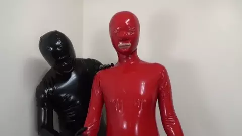 MiraiDouga - Red Rubber Girl 3D Vacuum Vacuum Torture