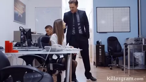 Stella Cox gets Fuck in the Office