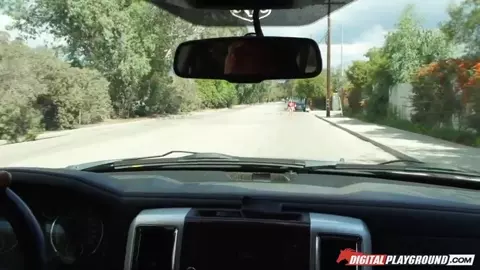 Valentina - Backseat fuck
