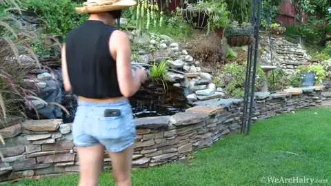 WeAreHairy - Cocco - Outdoors Stripping