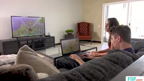 Stepmom Reagan Foxx Steals Fortnite Playing Stepson's Cock From His Girlfriend